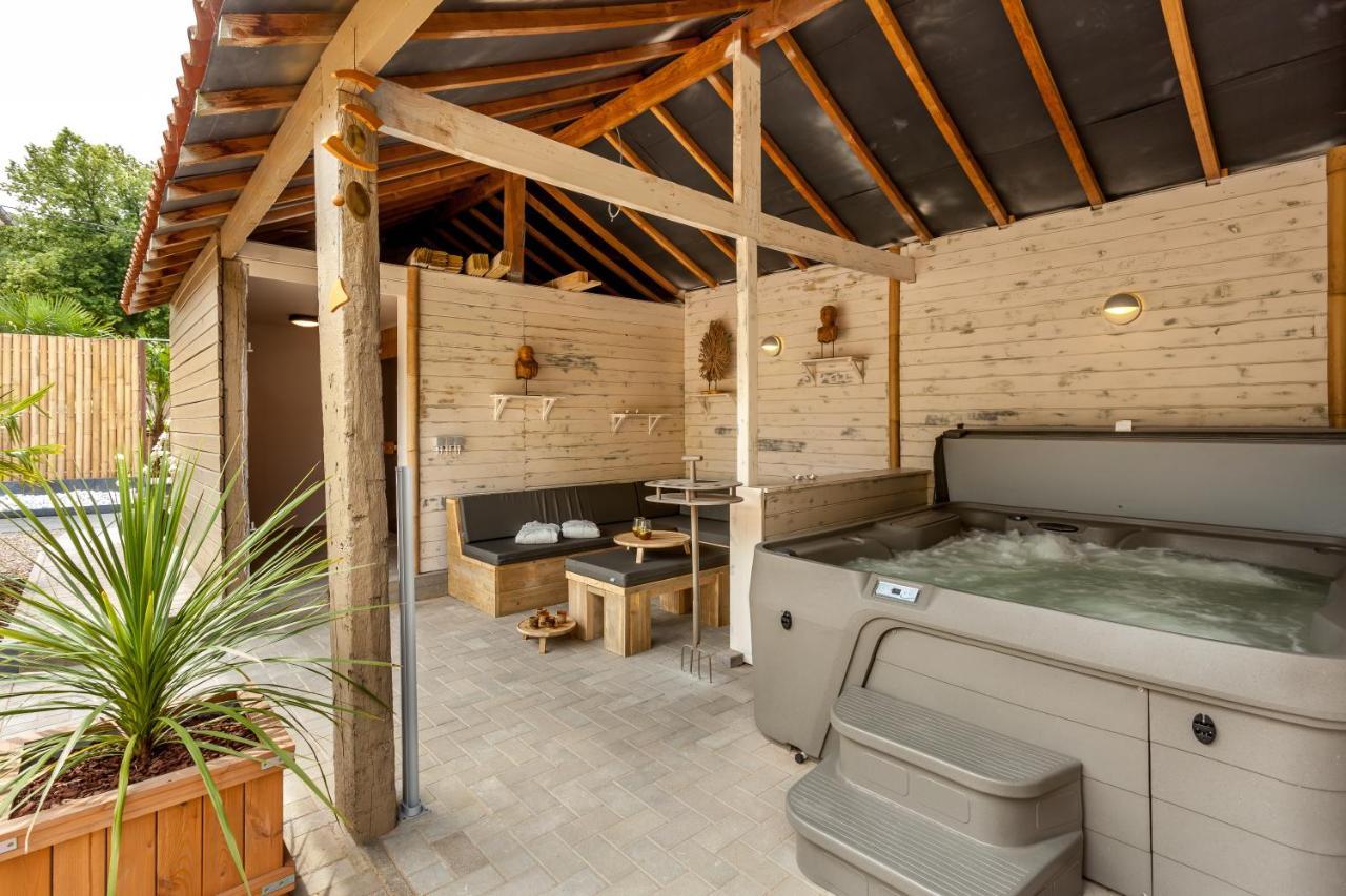 Een Prachtige En Luxueuze Vakantiewoning Dat Is Hof Leskensdaele ヘラールツベルヘン エクステリア 写真